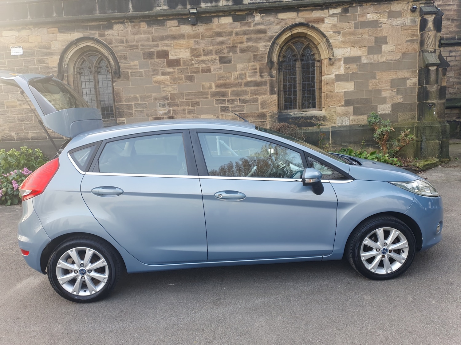 Used Ford Fiesta 2010 for sale - 77763178: Photo 10