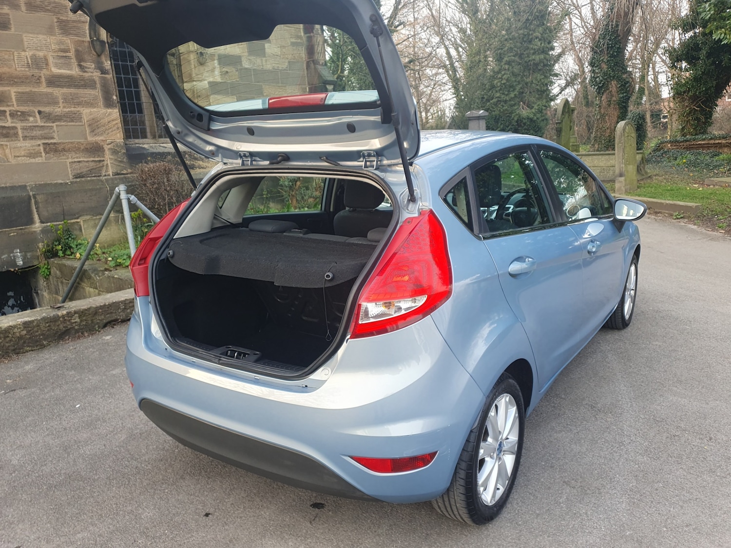 Used Ford Fiesta 2010 for sale - 77763178: Photo 23