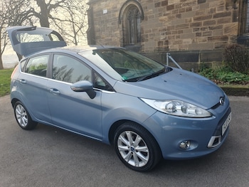 Used Ford Fiesta 2010 for sale - 77763178: Photo