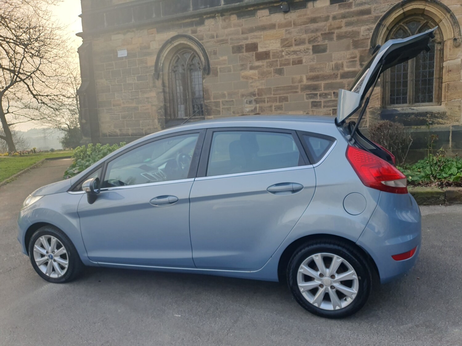 Used Ford Fiesta 2010 for sale - 77763178: Photo 34