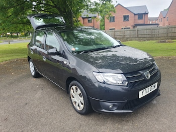 Used Dacia Sandero 2013 for sale - 78607210: Photo