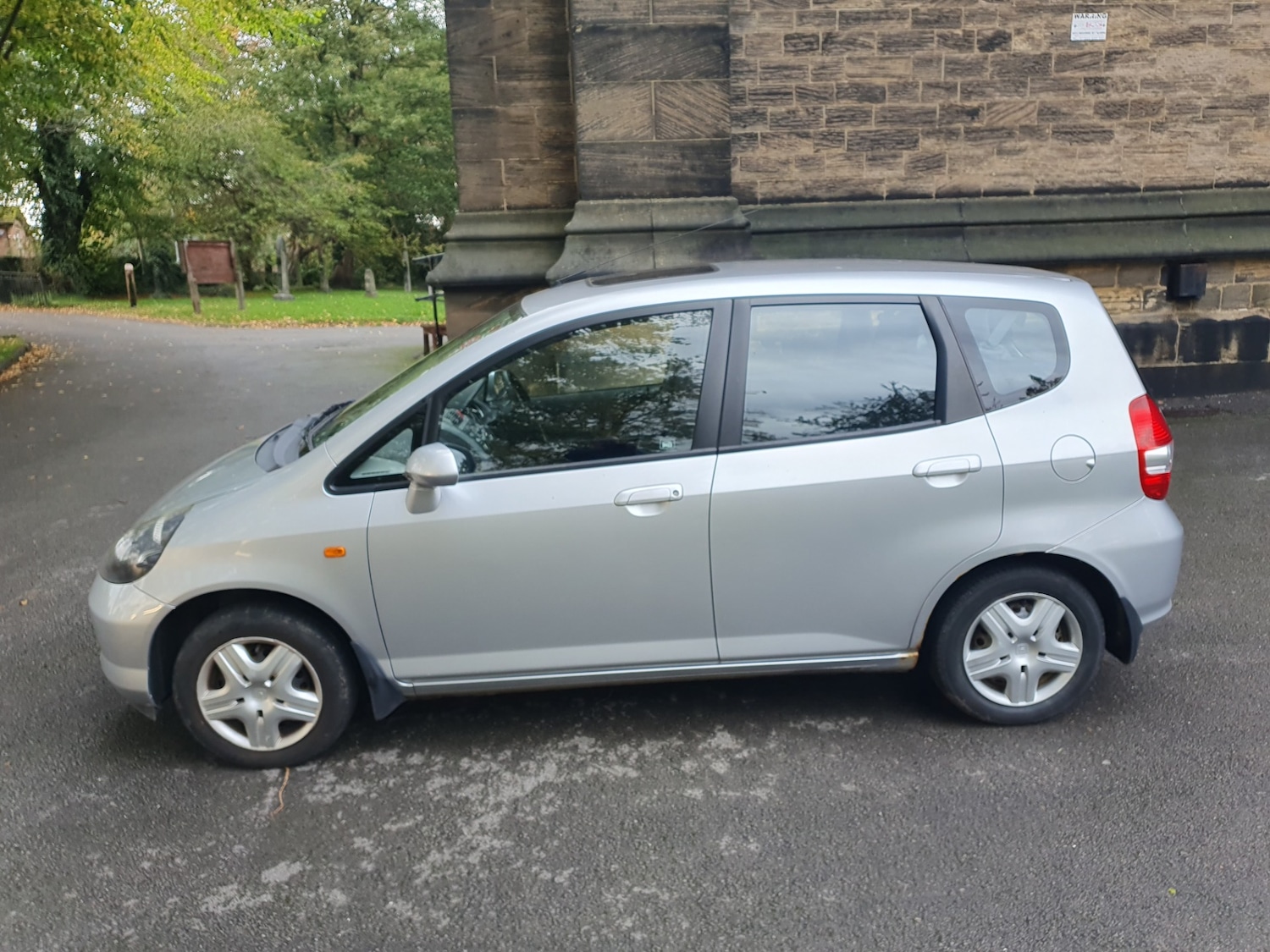 Used Honda Jazz 2003 for sale - 76131268: Photo 15