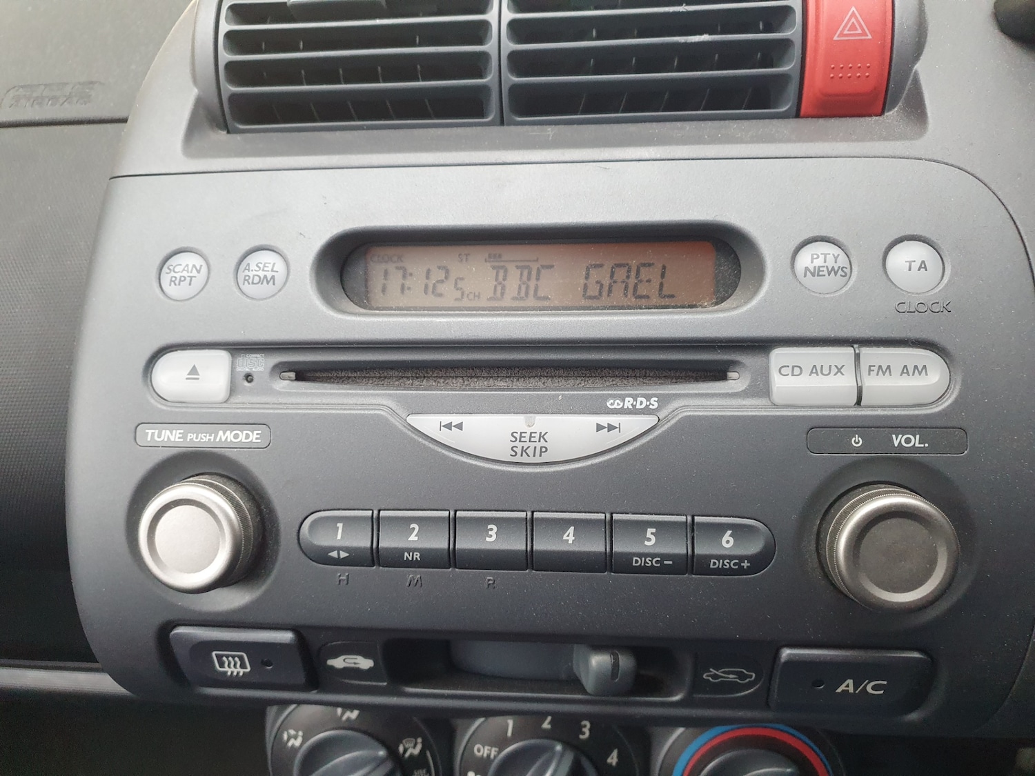 Used Honda Jazz 2003 for sale - 76131268: Photo 27
