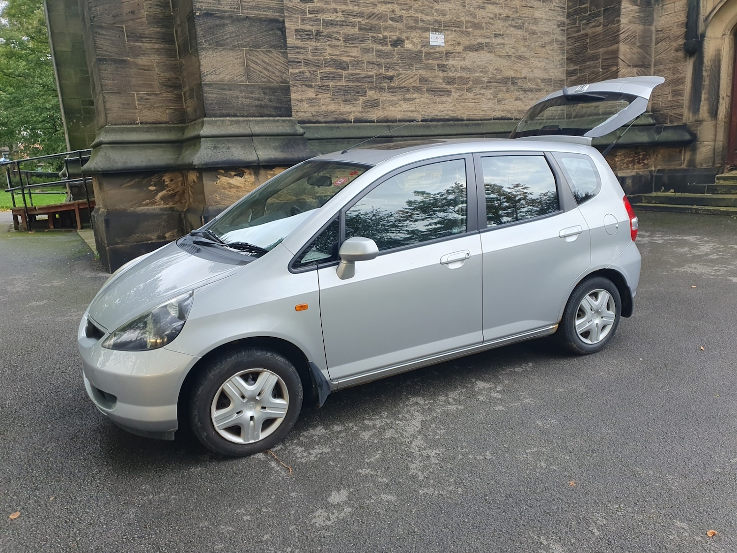 Used Honda Jazz 2003 for sale - 76131268: Photo 3