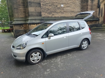Used Honda Jazz 2003 for sale - 76131268: Photo 3