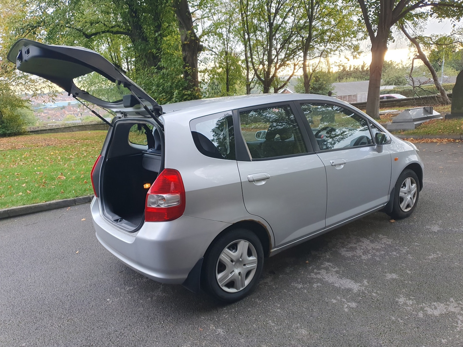 Used Honda Jazz 2003 for sale - 76131268: Photo 8