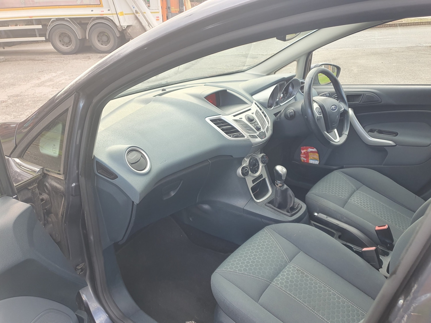 Used Ford Fiesta 2010 for sale - 76565960: Photo 13