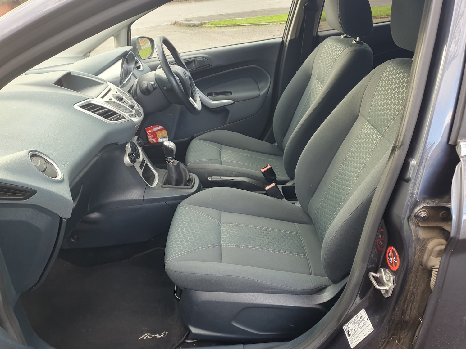 Used Ford Fiesta 2010 for sale - 76565960: Photo 14