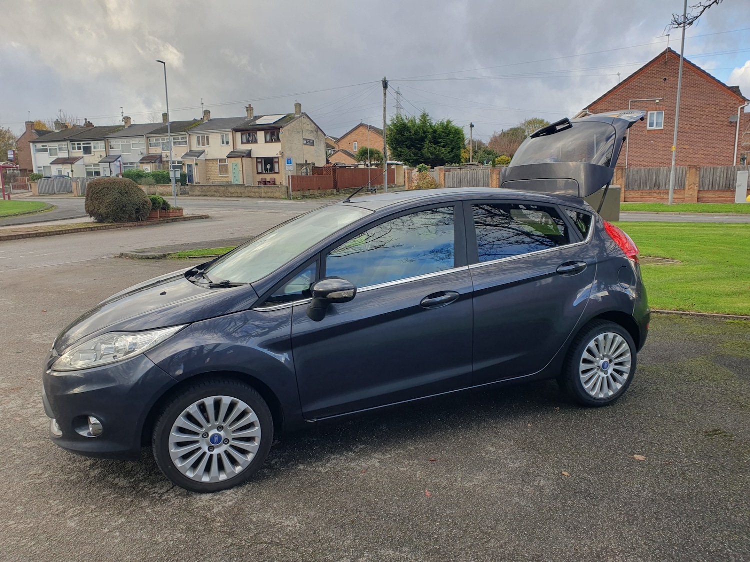 Used Ford Fiesta 2010 for sale - 76565960: Photo 18
