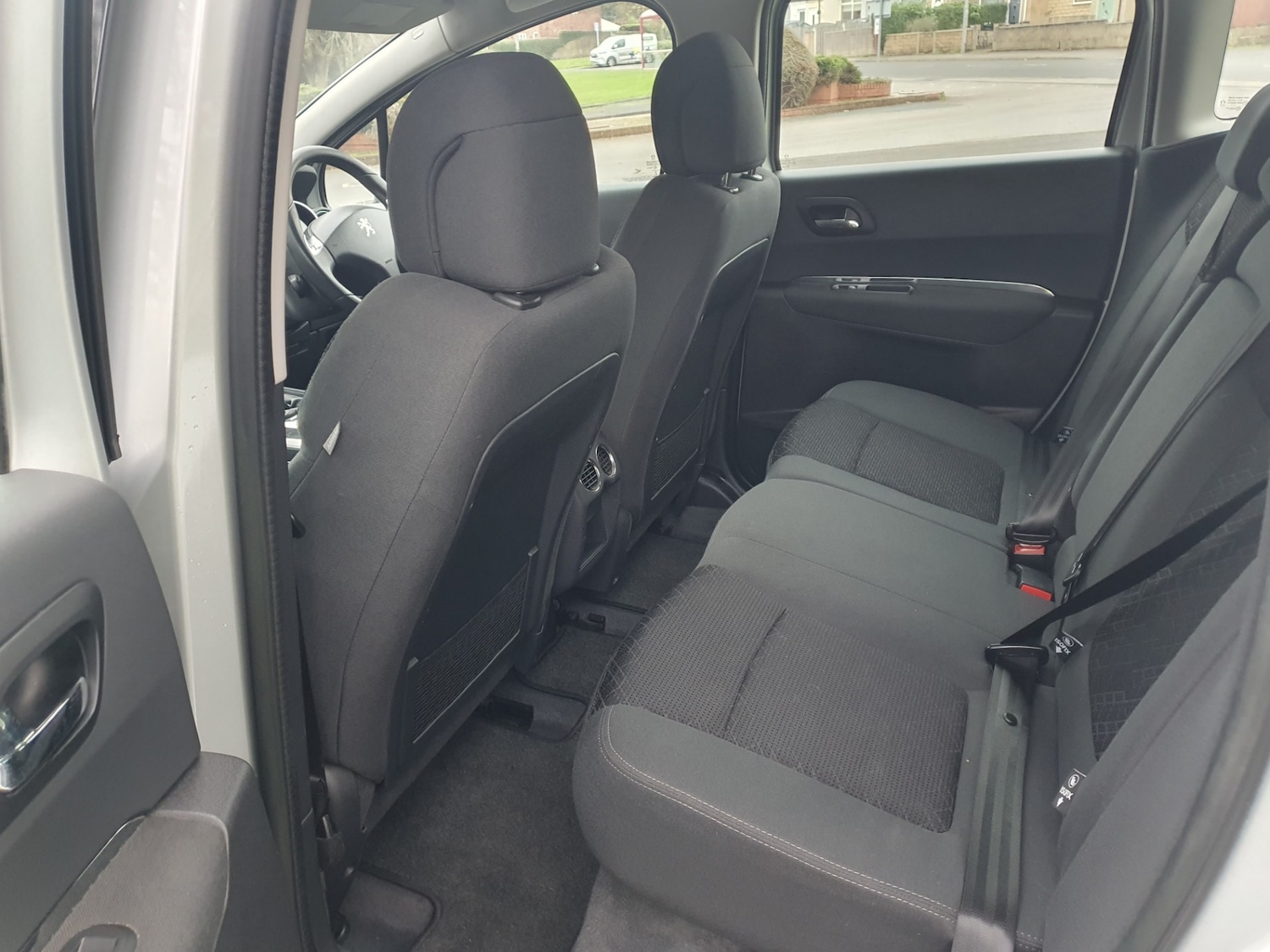 Used Peugeot 3008 2014 for sale - 76664316: Photo 32