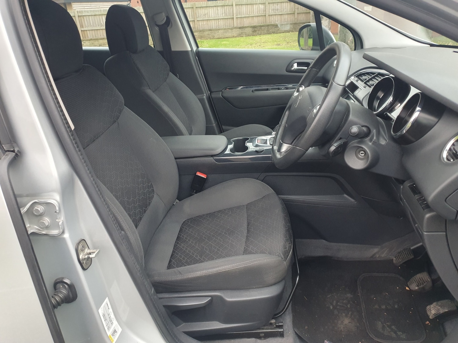 Used Peugeot 3008 2014 for sale - 76664316: Photo 34