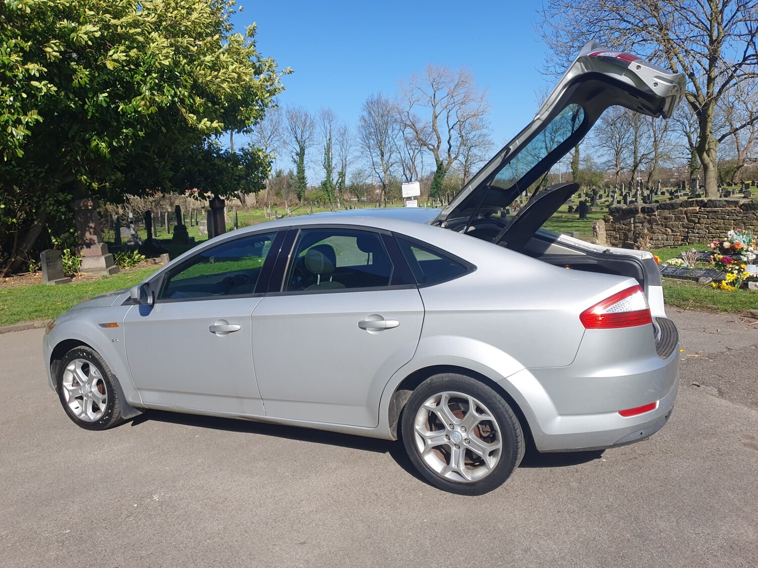 Used Ford Mondeo 2011 for sale - 77917224: Photo 41