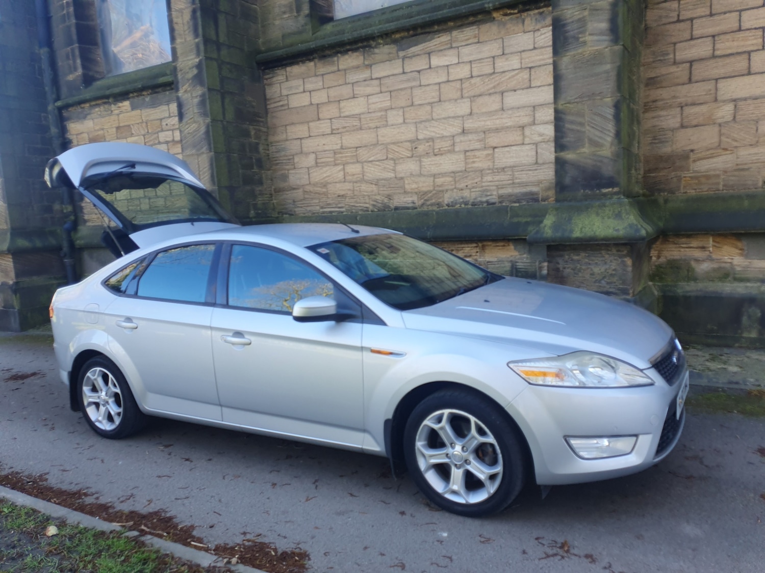 Used Ford Mondeo 2011 for sale - 77917224: Photo 45