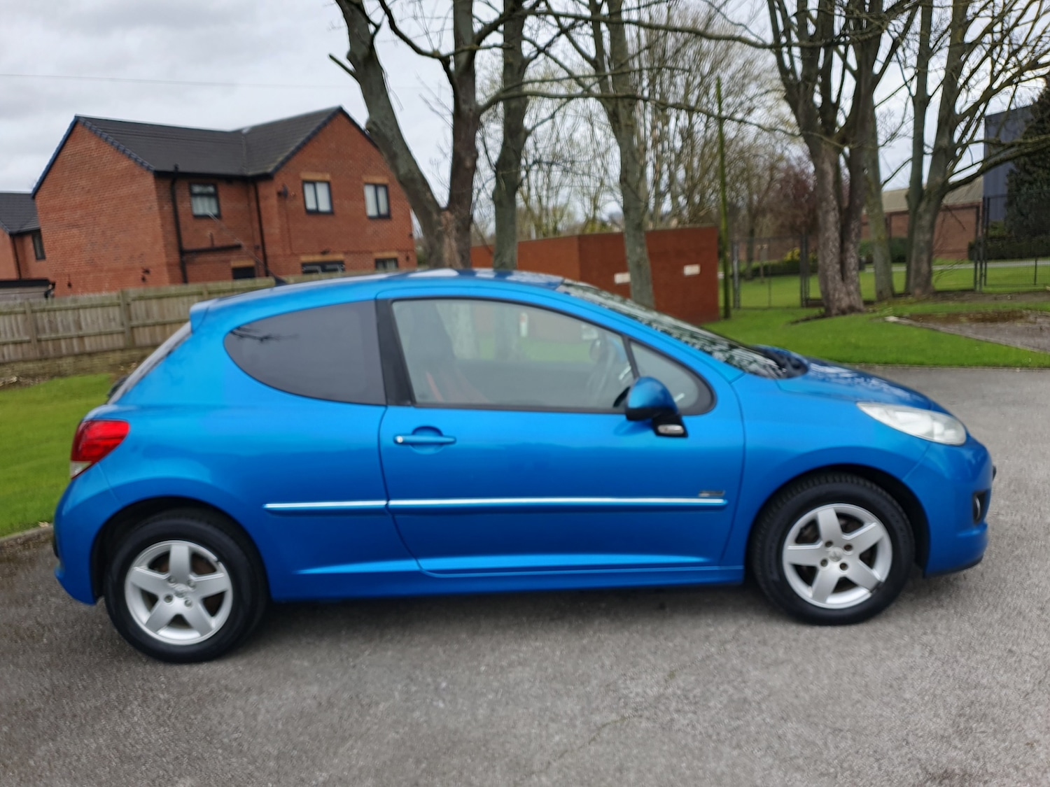 Used Peugeot 207 2012 for sale - 78060568: Photo 10