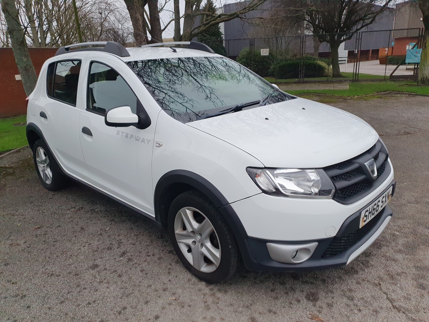 Used Dacia Sandero Stepway 2016 for sale - 77059313: Photo 18