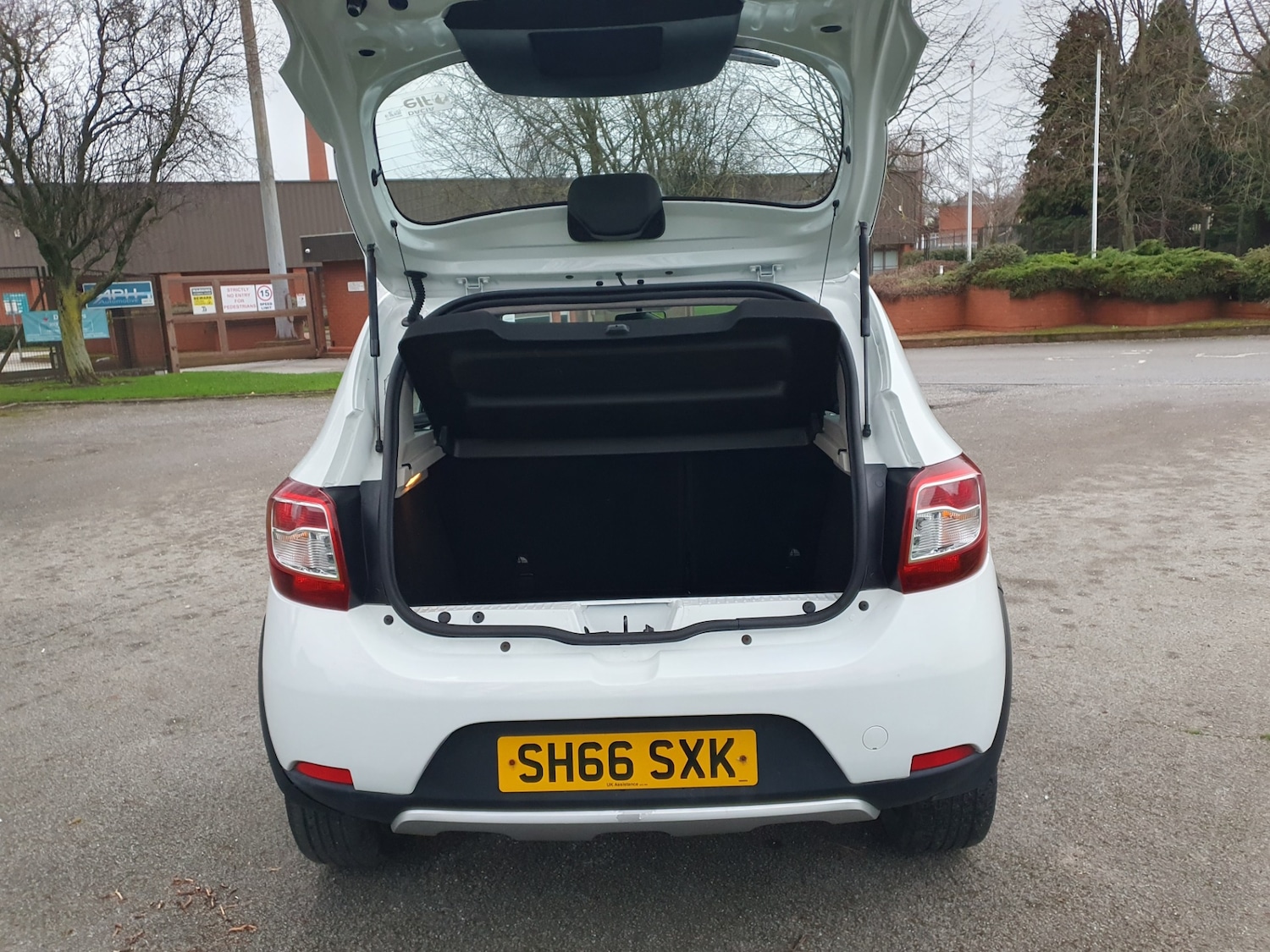 Used Dacia Sandero Stepway 2016 for sale - 77059313: Photo 22