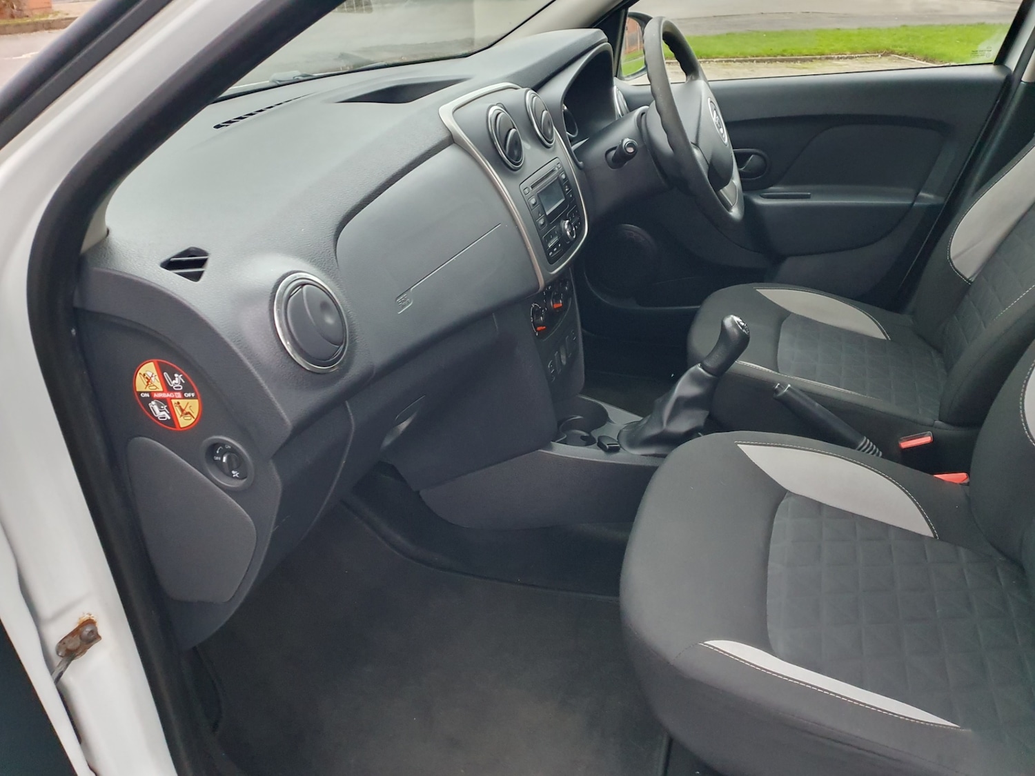 Used Dacia Sandero Stepway 2016 for sale - 77059313: Photo 35