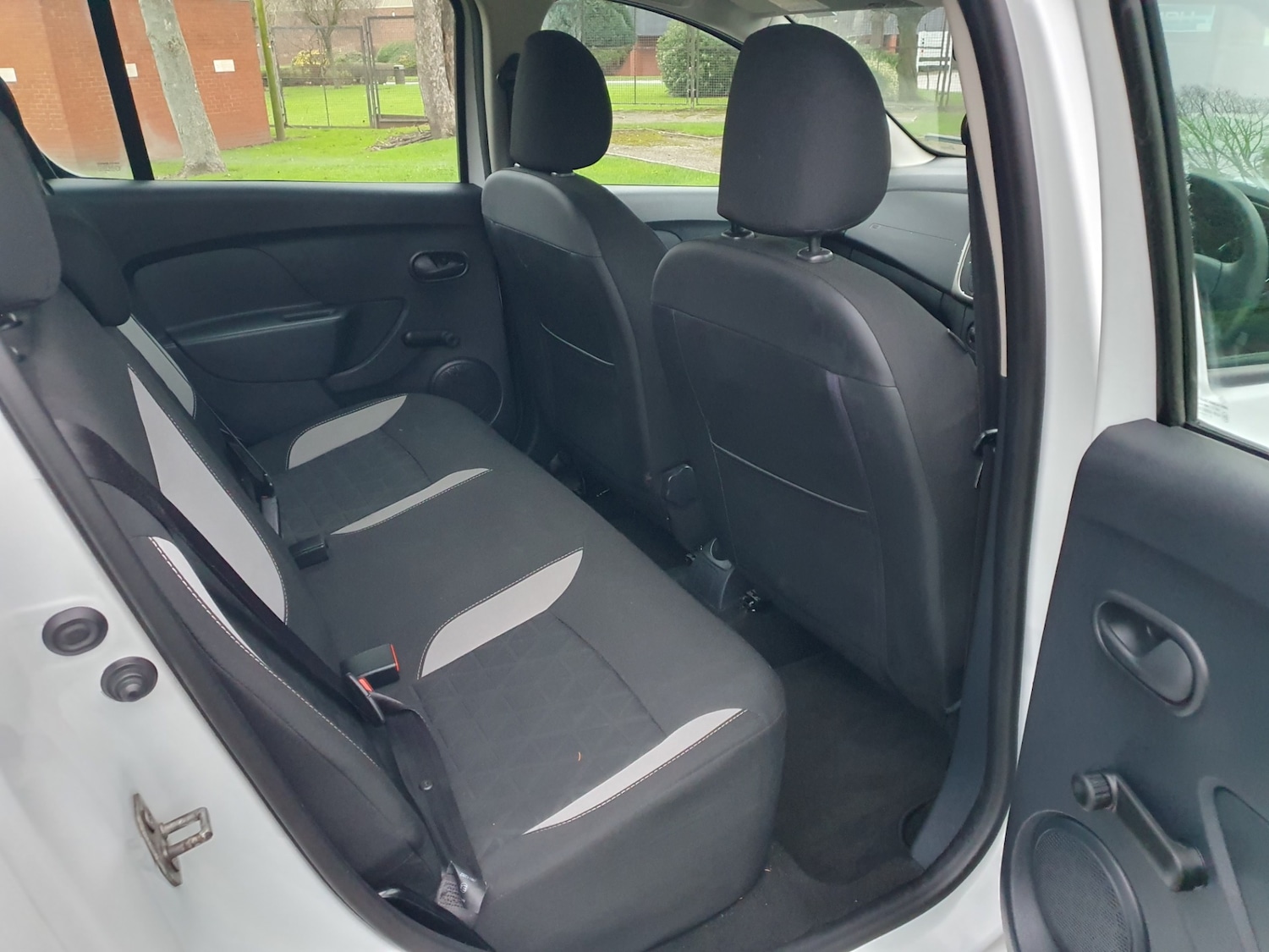 Used Dacia Sandero Stepway 2016 for sale - 77059313: Photo 37