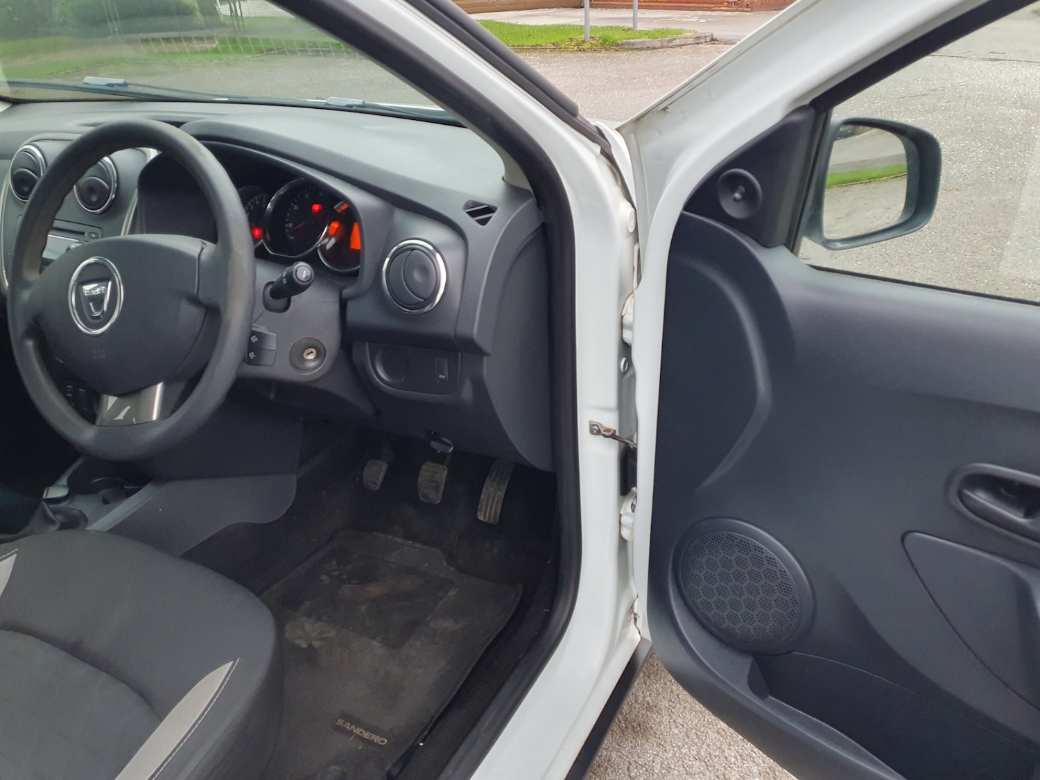 Used Dacia Sandero Stepway 2016 for sale - 77059313: Photo 39