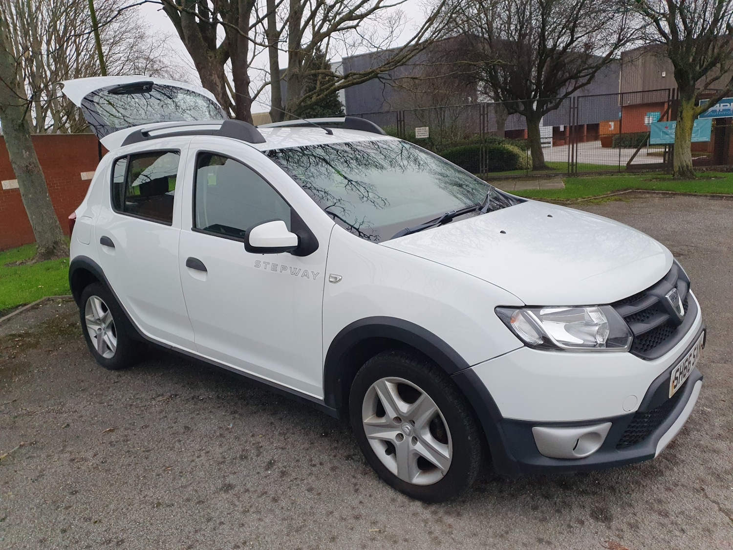 Used Dacia Sandero Stepway 2016 for sale - 77059313: Photo 44