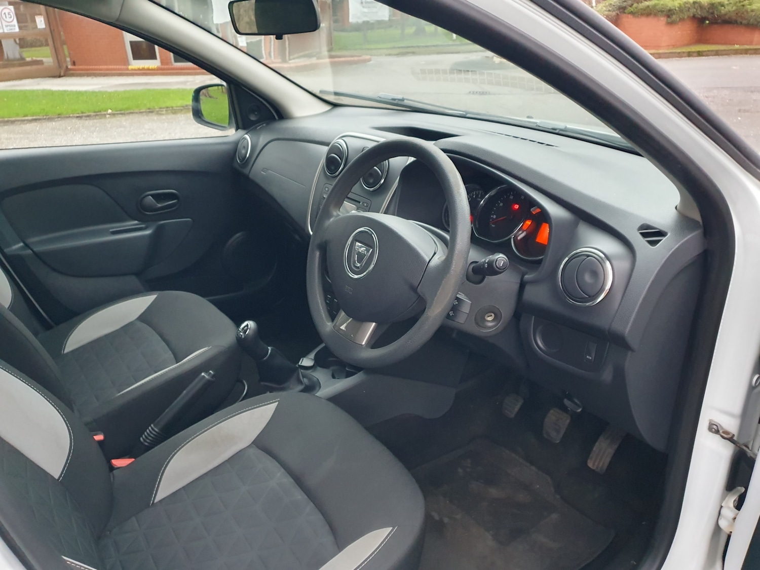 Used Dacia Sandero Stepway 2016 for sale - 77059313: Photo 55