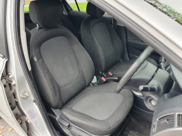 Used Hyundai i20 2013 for sale - 76300839: Photo 59