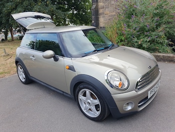 Used MINI Hatch 2010 for sale - 79357812: Photo