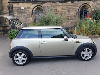 Used MINI Hatch 2010 for sale - 79357812: Photo