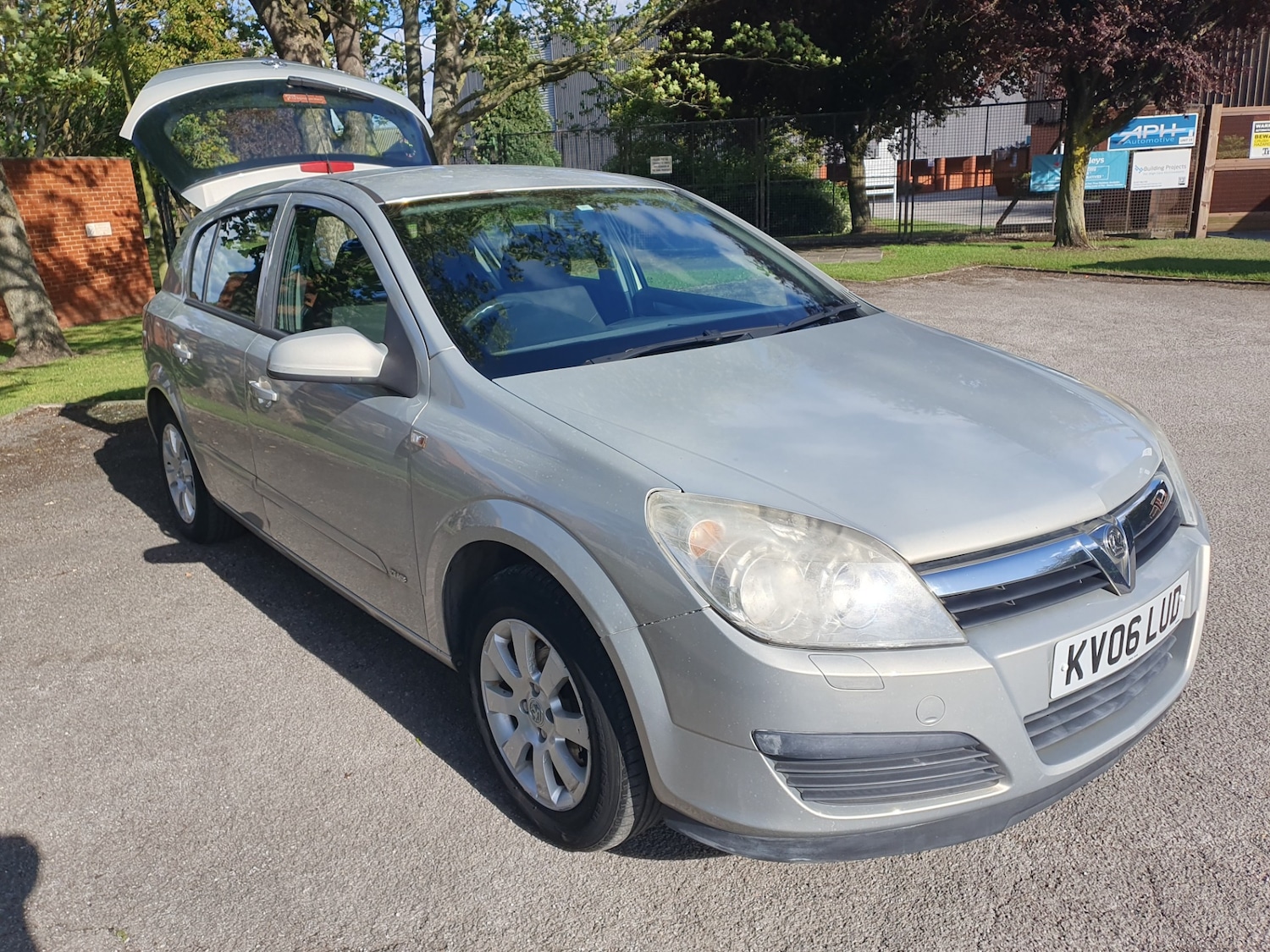 Vehicle 22