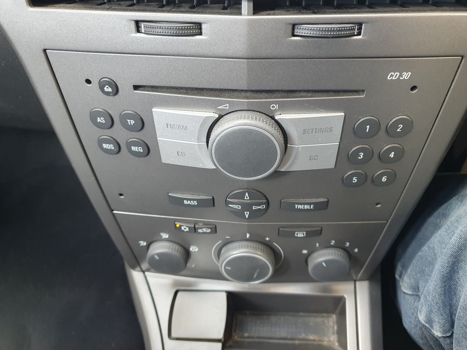 Vehicle 28