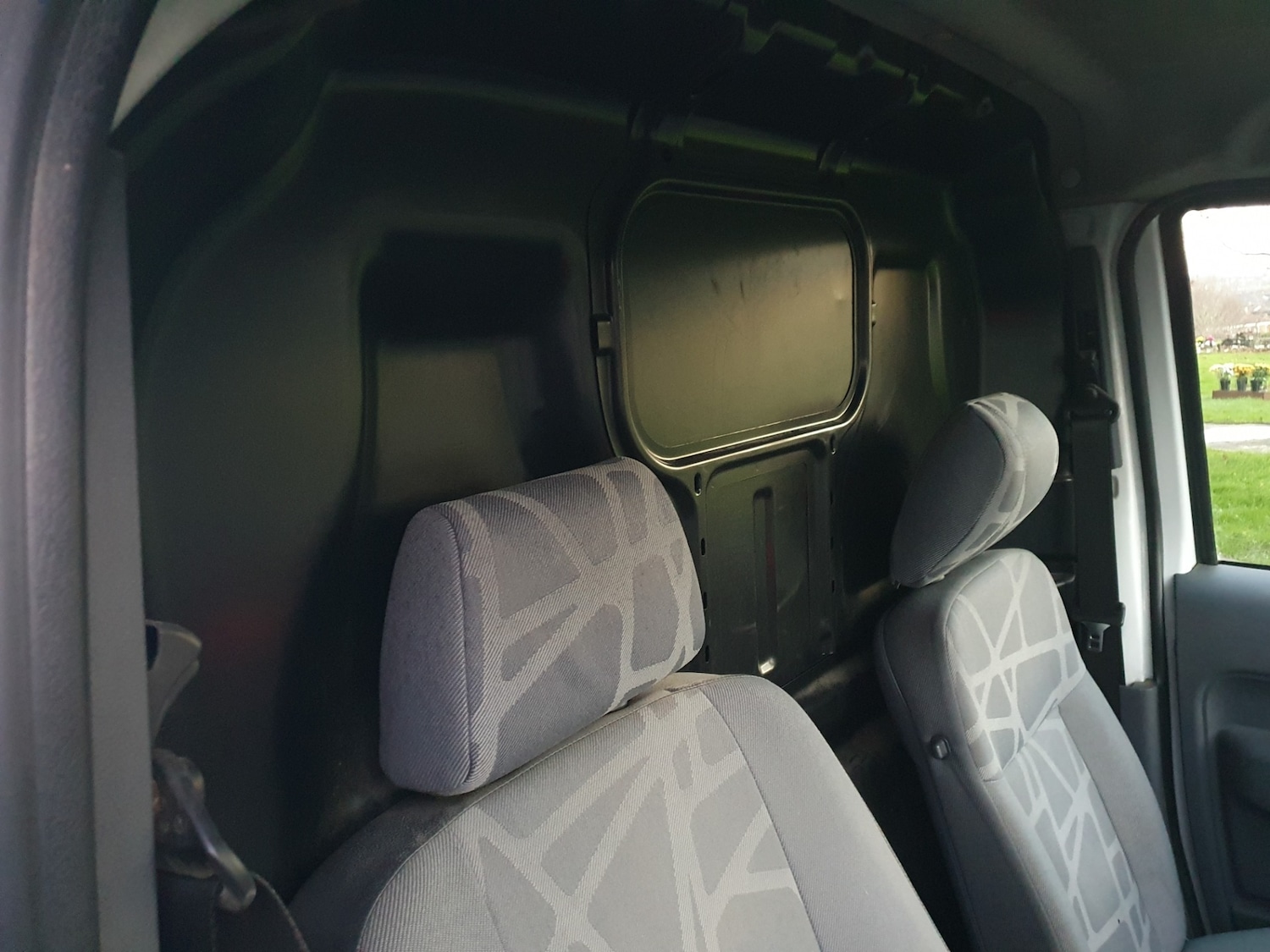 Used Ford Transit Connect 2013 for sale - 76738394: Photo 17