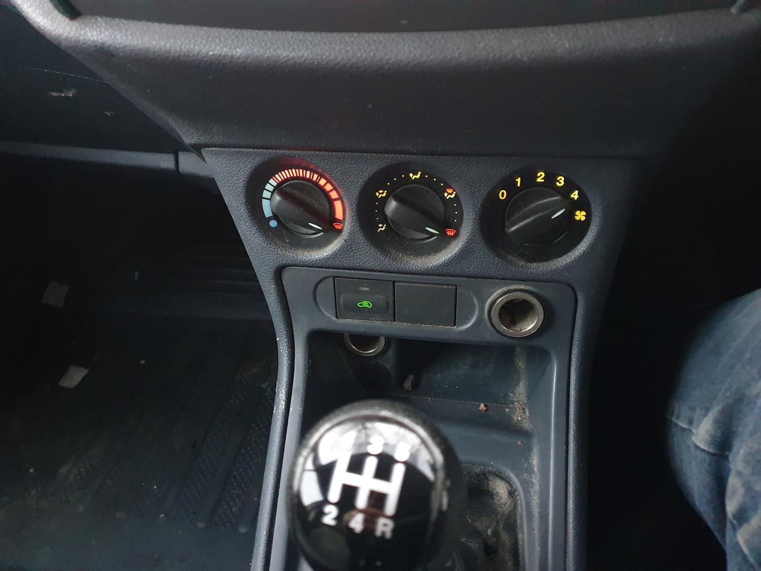 Used Ford Transit Connect 2013 for sale - 76738394: Photo 34