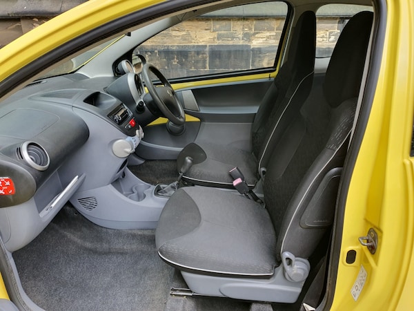 Used Peugeot 107 2010 for sale - 75605102: Photo 17