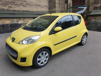 Used Peugeot 107 2010 for sale - 75605102: Photo