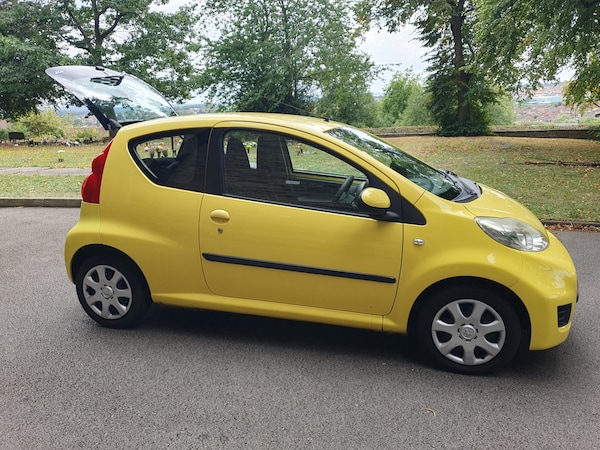 Used Peugeot 107 2010 for sale - 75605102: Photo 8