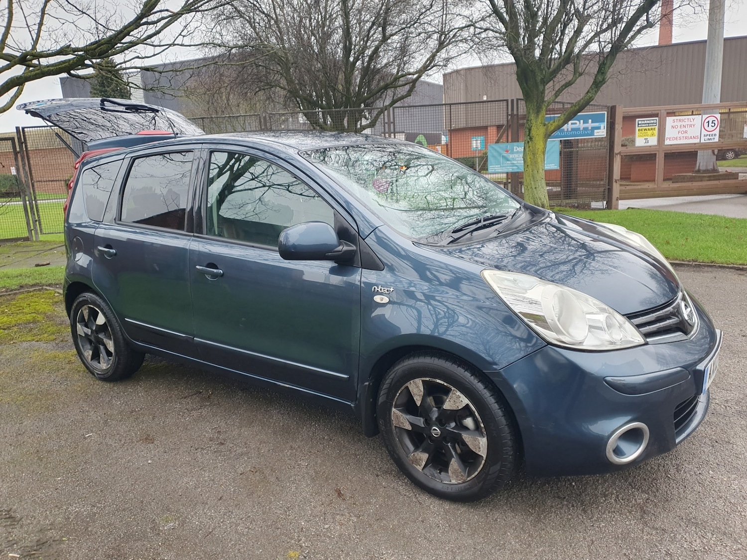Used Nissan Note 2012 for sale - 77220816: Photo 2