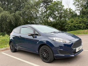 Used Ford Fiesta 2015 for sale - 78834496: Photo