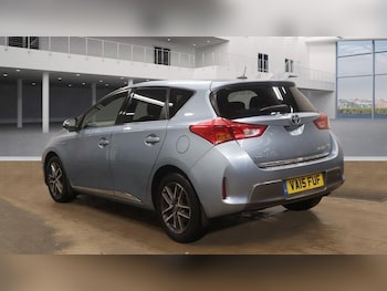 Used Toyota Auris 2015 for sale - 77425052: Photo
