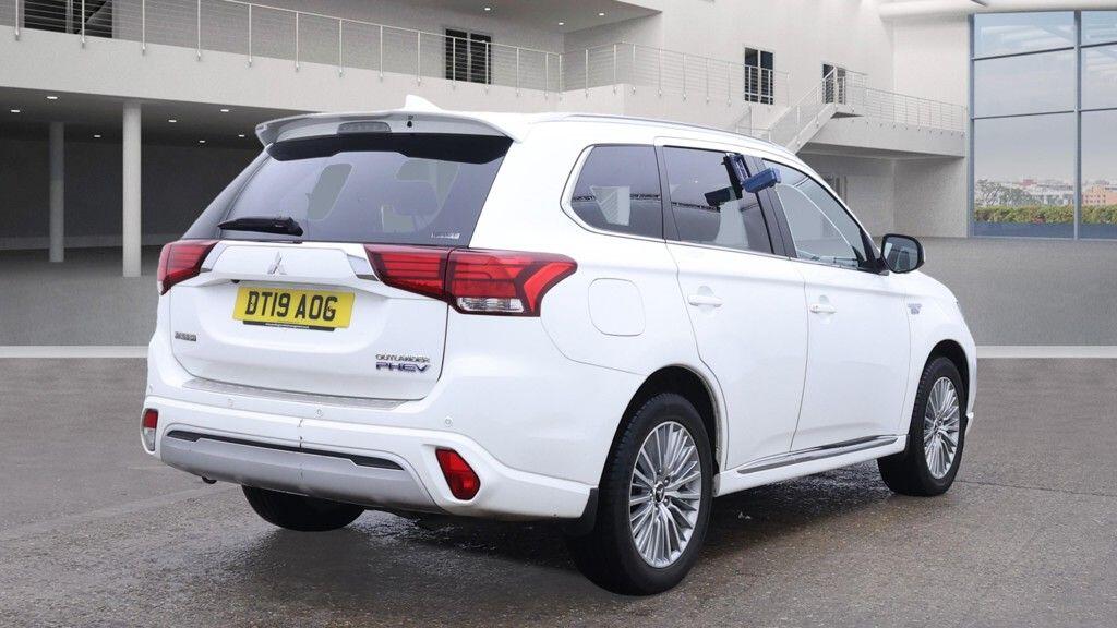 Used Mitsubishi Outlander 2019 for sale - 76360877: Photo 4