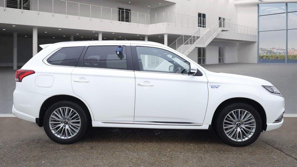 Used Mitsubishi Outlander 2019 for sale - 76360877: Photo 6
