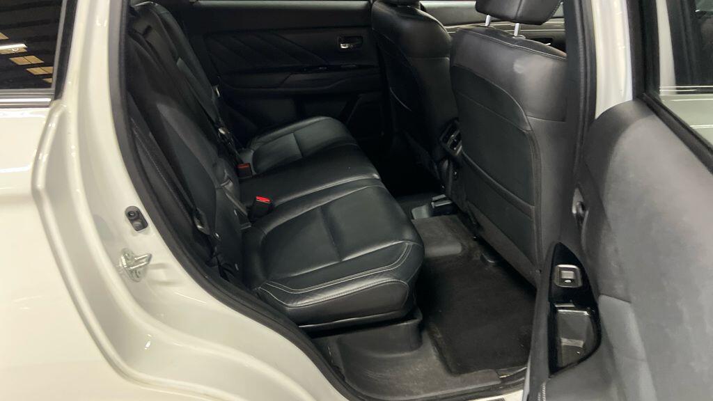 Used Mitsubishi Outlander 2019 for sale - 76360877: Photo 7