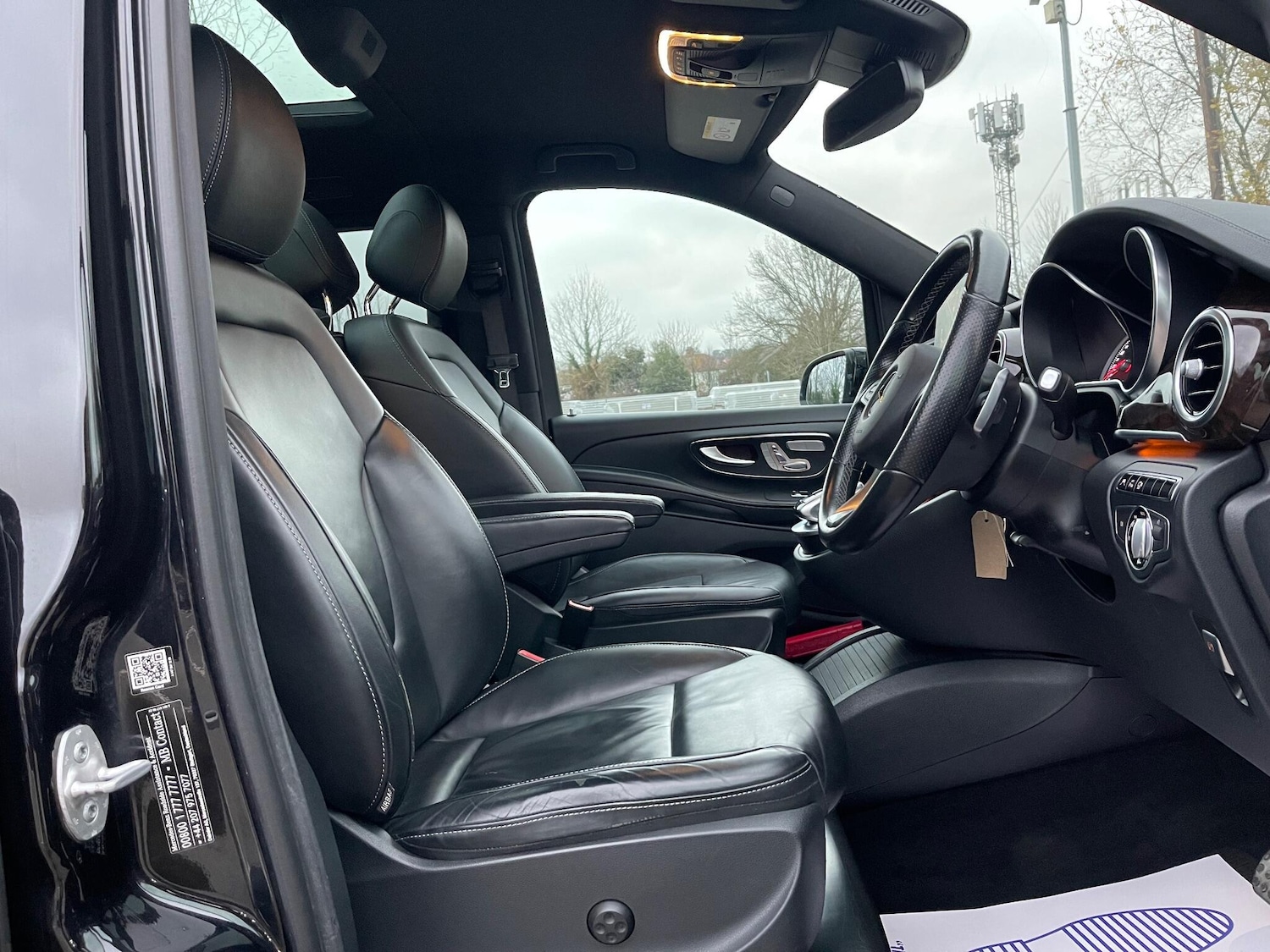 Used Mercedes-Benz V-Class 2016 for sale - 76952962: Photo 22