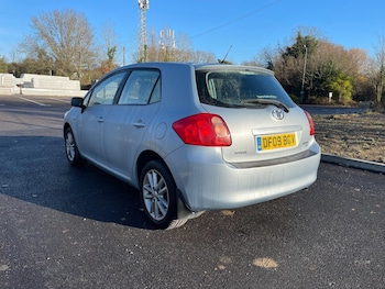 Used Toyota Auris 2009 for sale - 76952345: Photo