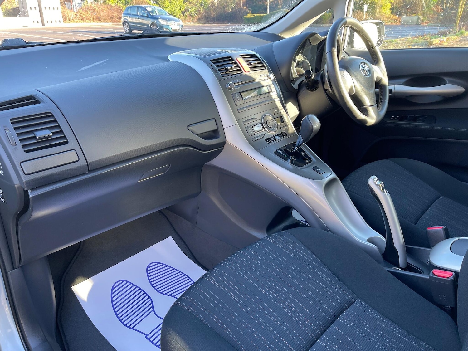 Used Toyota Auris 2009 for sale - 76952345: Photo 8