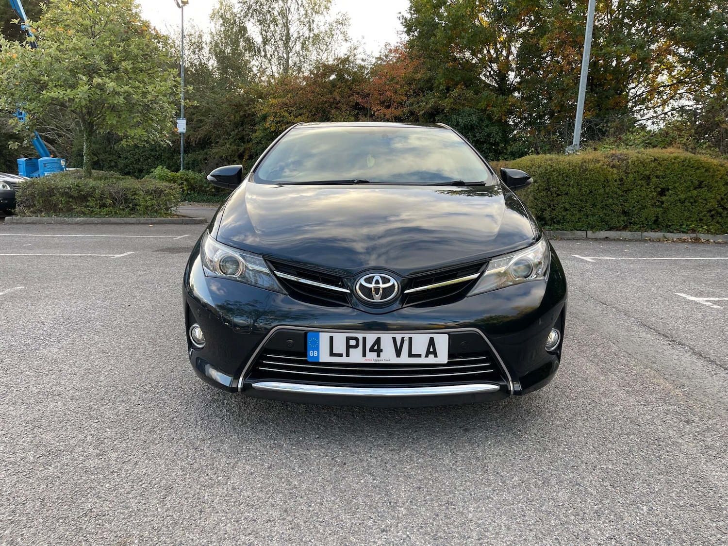 Used Toyota Auris 2014 for sale - 76175452: Photo 2