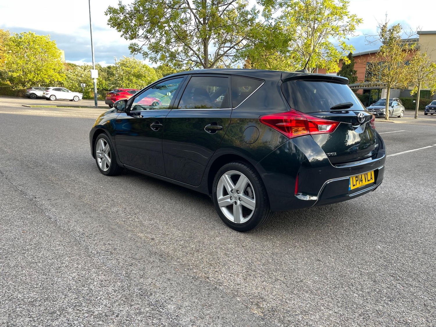 Used Toyota Auris 2014 for sale - 76175452: Photo 4
