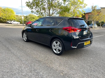 Used Toyota Auris 2014 for sale - 76175452: Photo 4