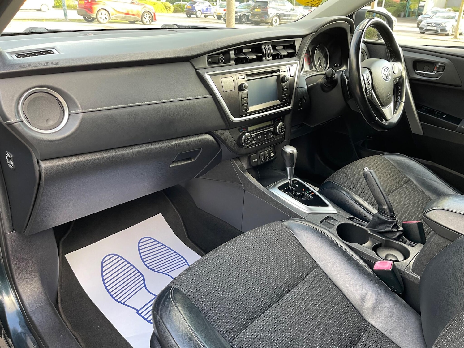 Used Toyota Auris 2014 for sale - 76175452: Photo 8