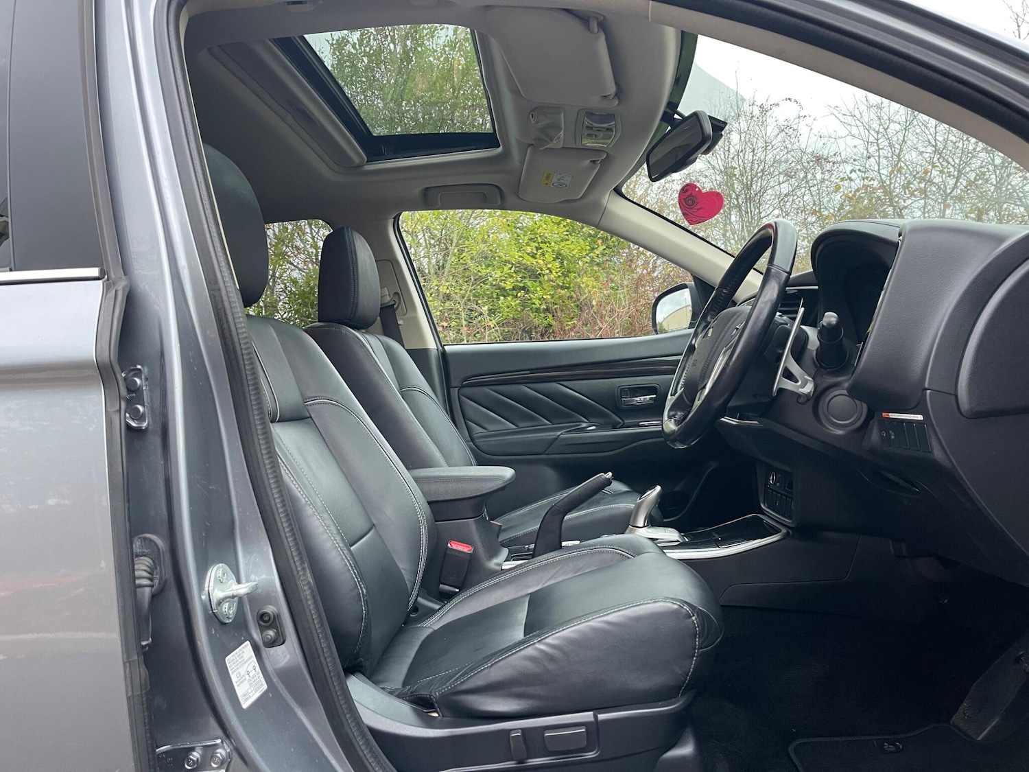 Used Mitsubishi Outlander 2016 for sale - 76537995: Photo 13