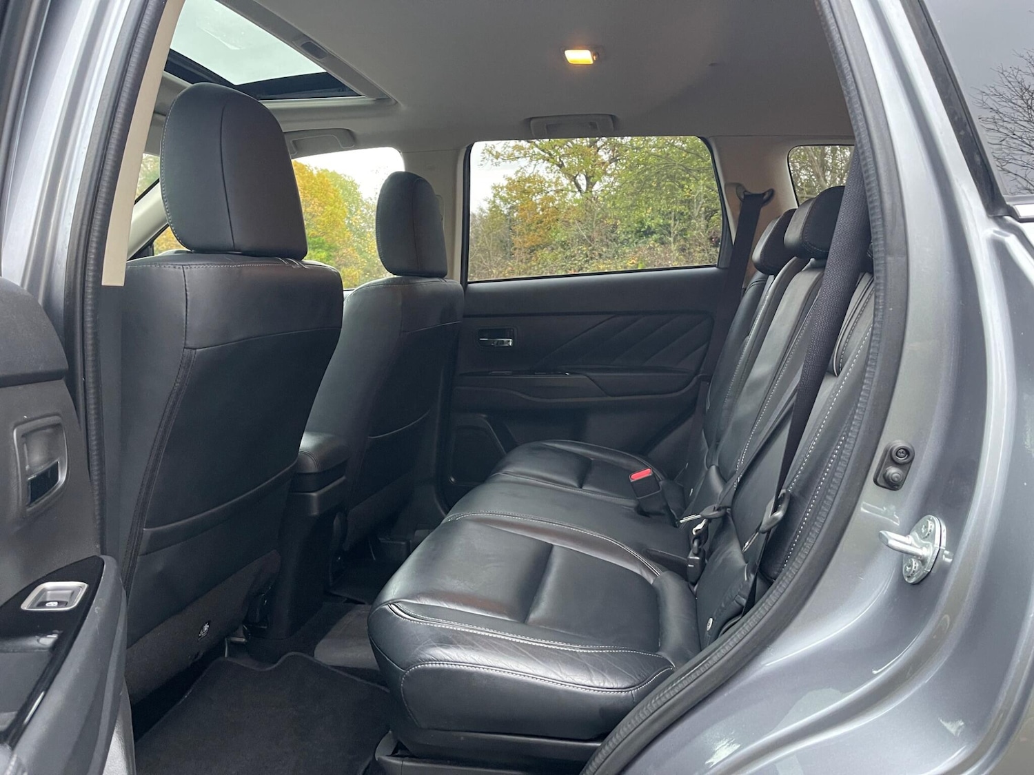 Used Mitsubishi Outlander 2016 for sale - 76537995: Photo 14